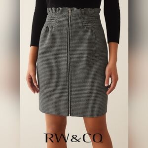 RW&Co Lined Hounds tooth Front Zipper mini Pencil Skirt Ruffled waistband Sz S